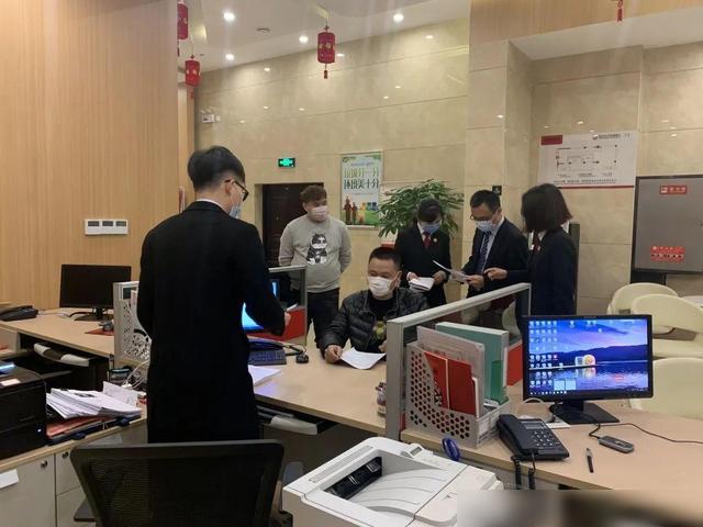 車主不是本人可以抵押貸款嗎(抵押車主貸款可以是擔保人嗎)? (http://m.tony-an.com/) 知識問答 第4張